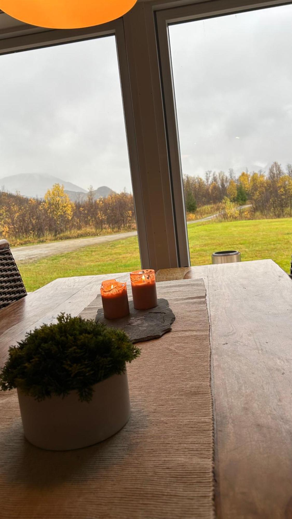 Mountainside Lodge - Breivikeidet Тромсё Экстерьер фото
